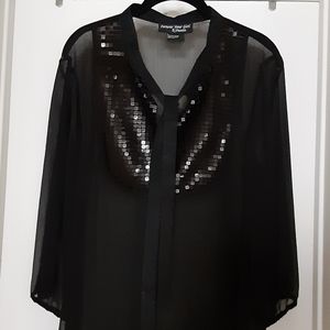 PAULA ABDUL GEORGETTE SEQUIN YOKE TUNIC BLOUSE, BLACK, SIZE L.